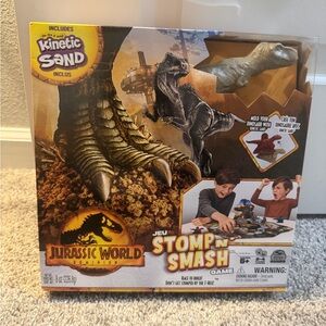 Jurassic World Stomp 'n Smash Game with Kinetic Sand - Green and Brown